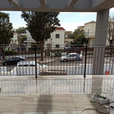 מעקה בחיפה